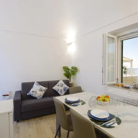 Romantic Casa Noa - Very Easy Access Apartament